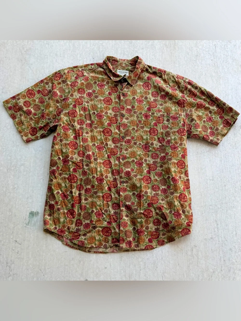 Vintage Banana Republic Safari And Travel Hawaiian Shirt Men Size Large 90s AOP